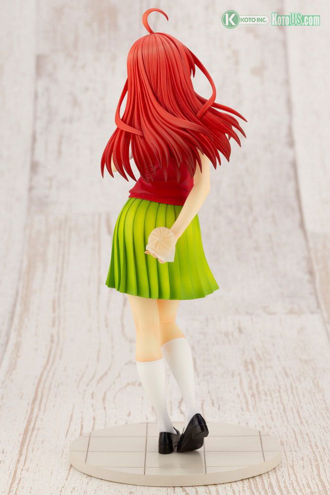 quintessential quintuplets figurine