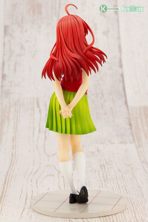 quintessential quintuplets figurine